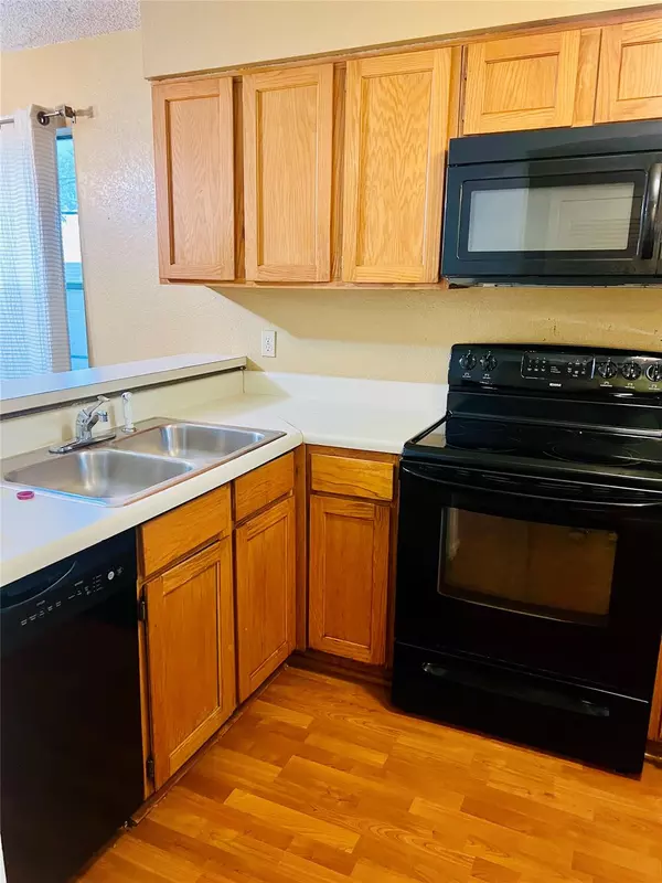 Austin, TX 78704,2215 Post RD #1033