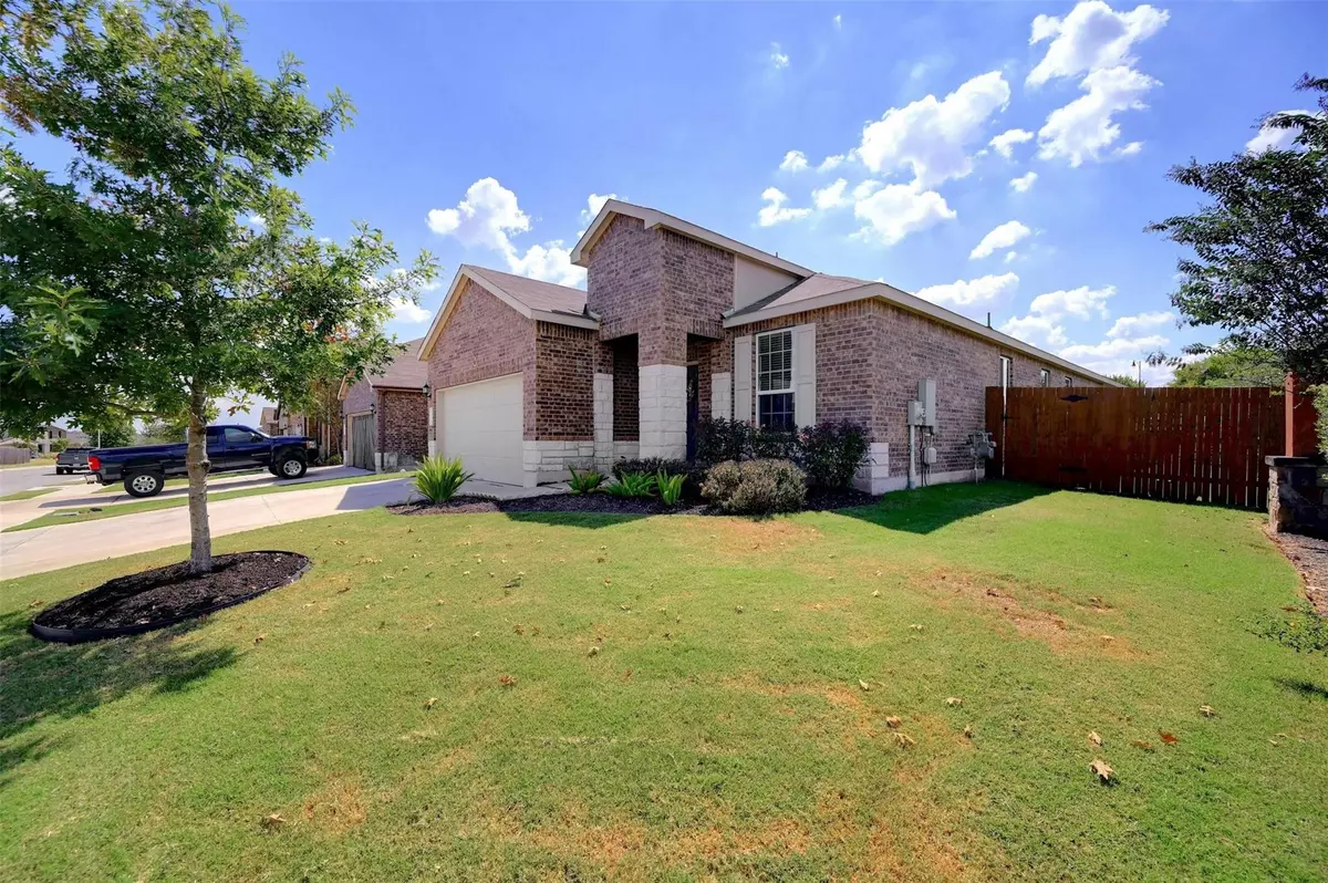 Buda, TX 78610,118 Lyre Leaf DR