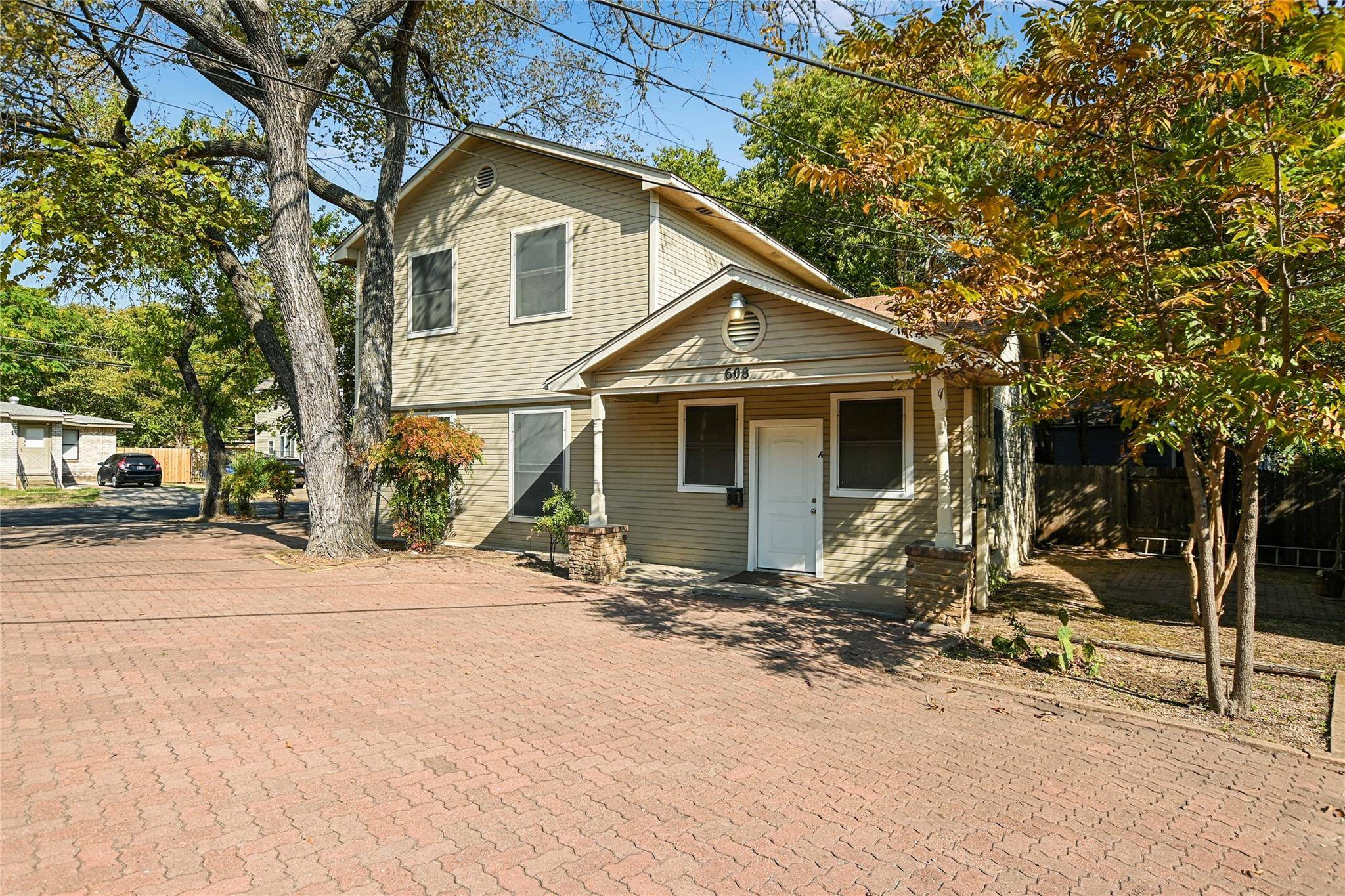608 Oltorf ST #B, Austin, TX 78704