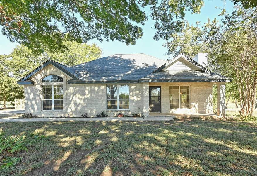 170 Wandas CT, Martindale, TX 78655