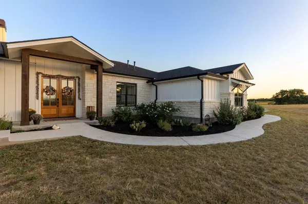 345 Judges RD, Burnet, TX 78611