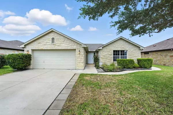212 Valley Oaks LOOP, Georgetown, TX 78626