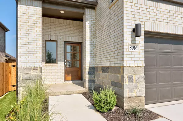 Lago Vista, TX 78645,8016 Shining Flor RUN