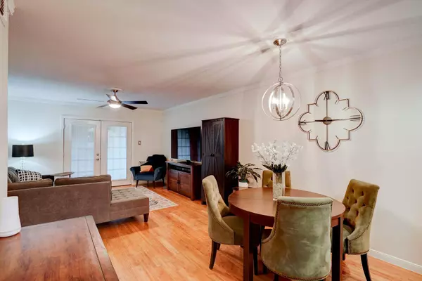 Austin, TX 78757,7920 Rockwood LN #128