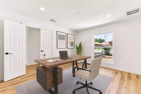 Austin, TX 78723,2938 Pecan Springs RD