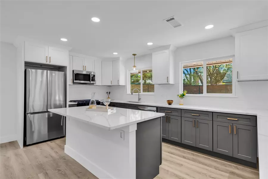 11602 Big TRL, Austin, TX 78759