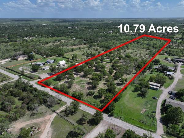 983 Long Hollow RD, Dale, TX 78616