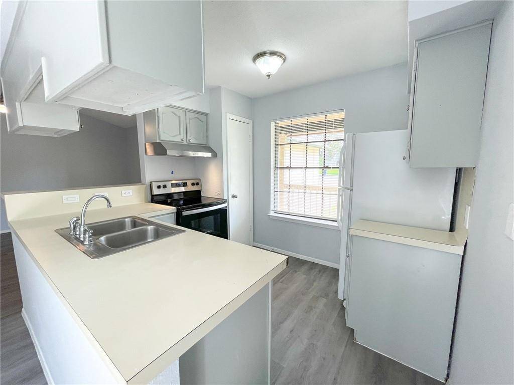12407 Tree Line DR #B, Austin, TX 78729