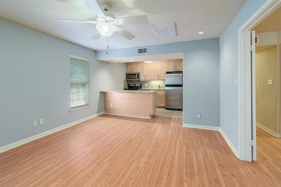 7685 Northcross DR #524, Austin, TX 78757