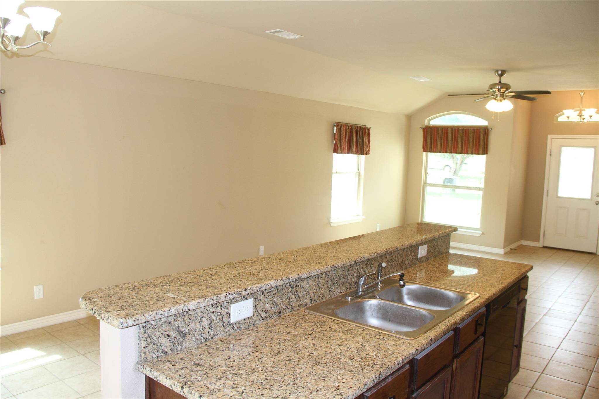 Early, TX 76802,121 Bluebonnet DR