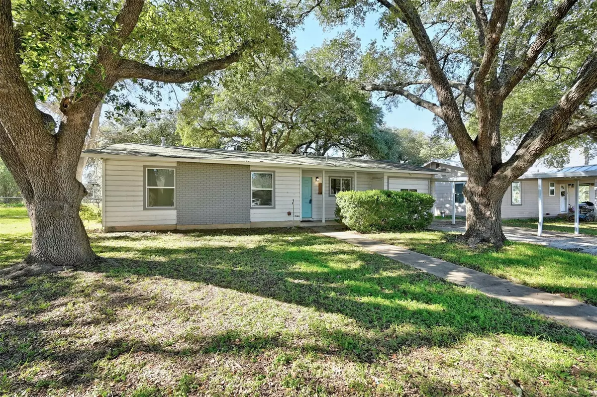 Seguin, TX 78155,616 Melrose ST