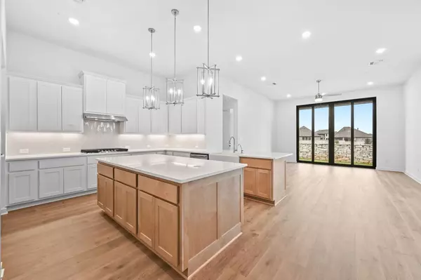 Kyle, TX 78640,355 Tumbling Creek RUN