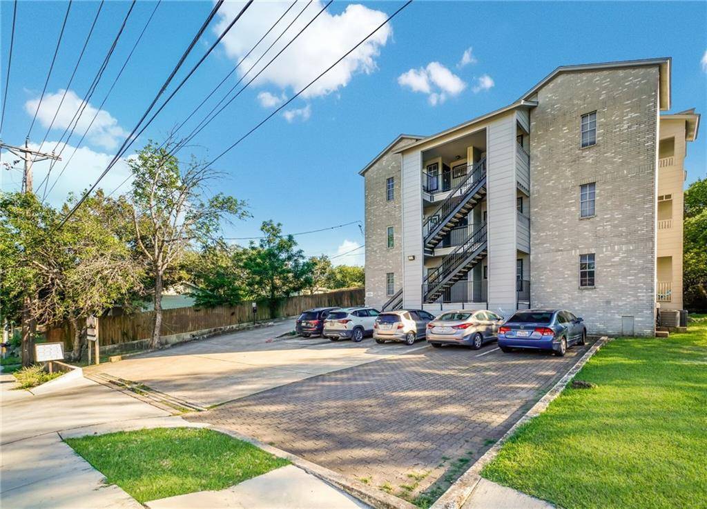San Marcos, TX 78666,1005 N Lbj DR #B2