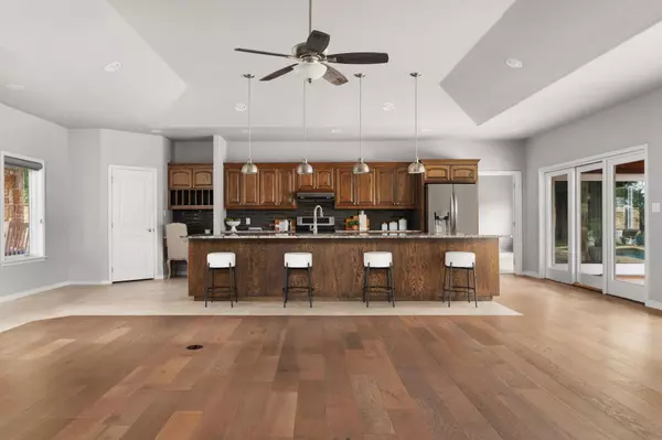 Marble Falls, TX 78654,205 Buckingham DR