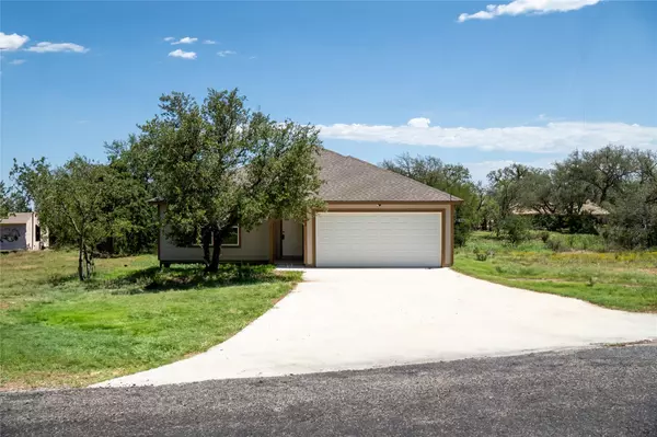 2182 McArthur Ave, Kingsland, TX 78639