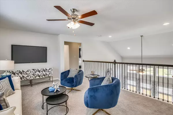 Buda, TX 78610,437 Young ST
