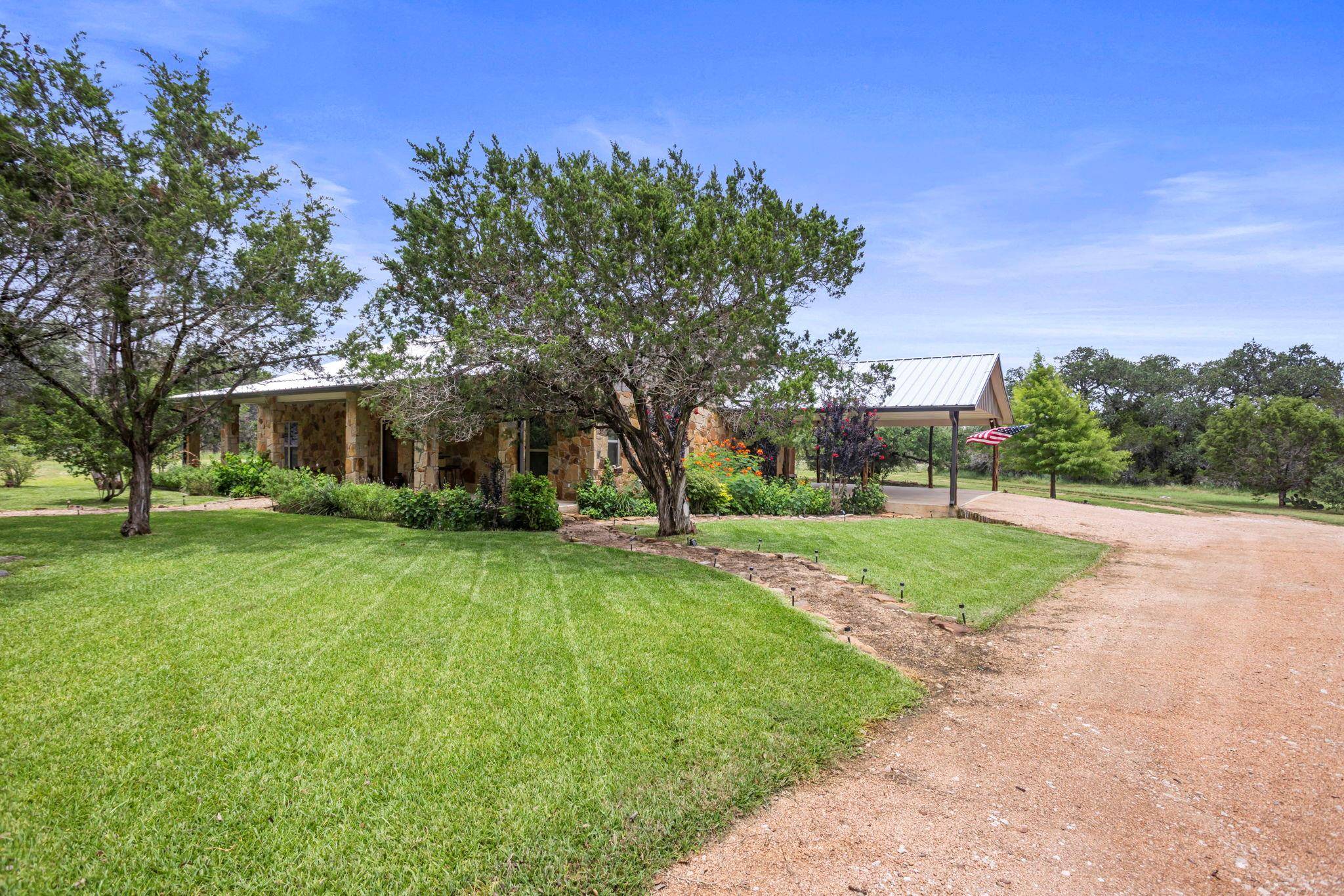Burnet, TX 78611,201 N Oak Vista DR