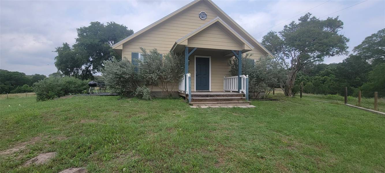 630 Fm 153, Smithville, TX 78957