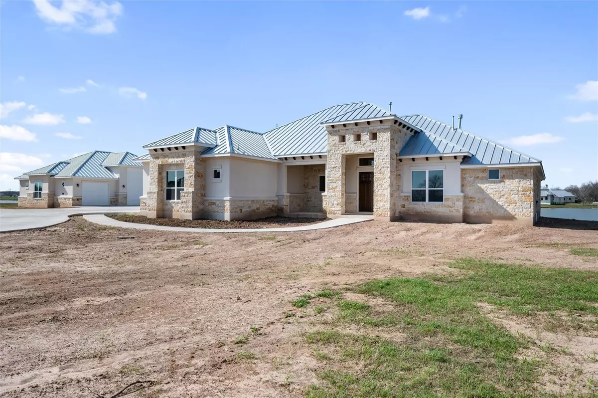 Martindale, TX 78655,511 River Ranch CIR