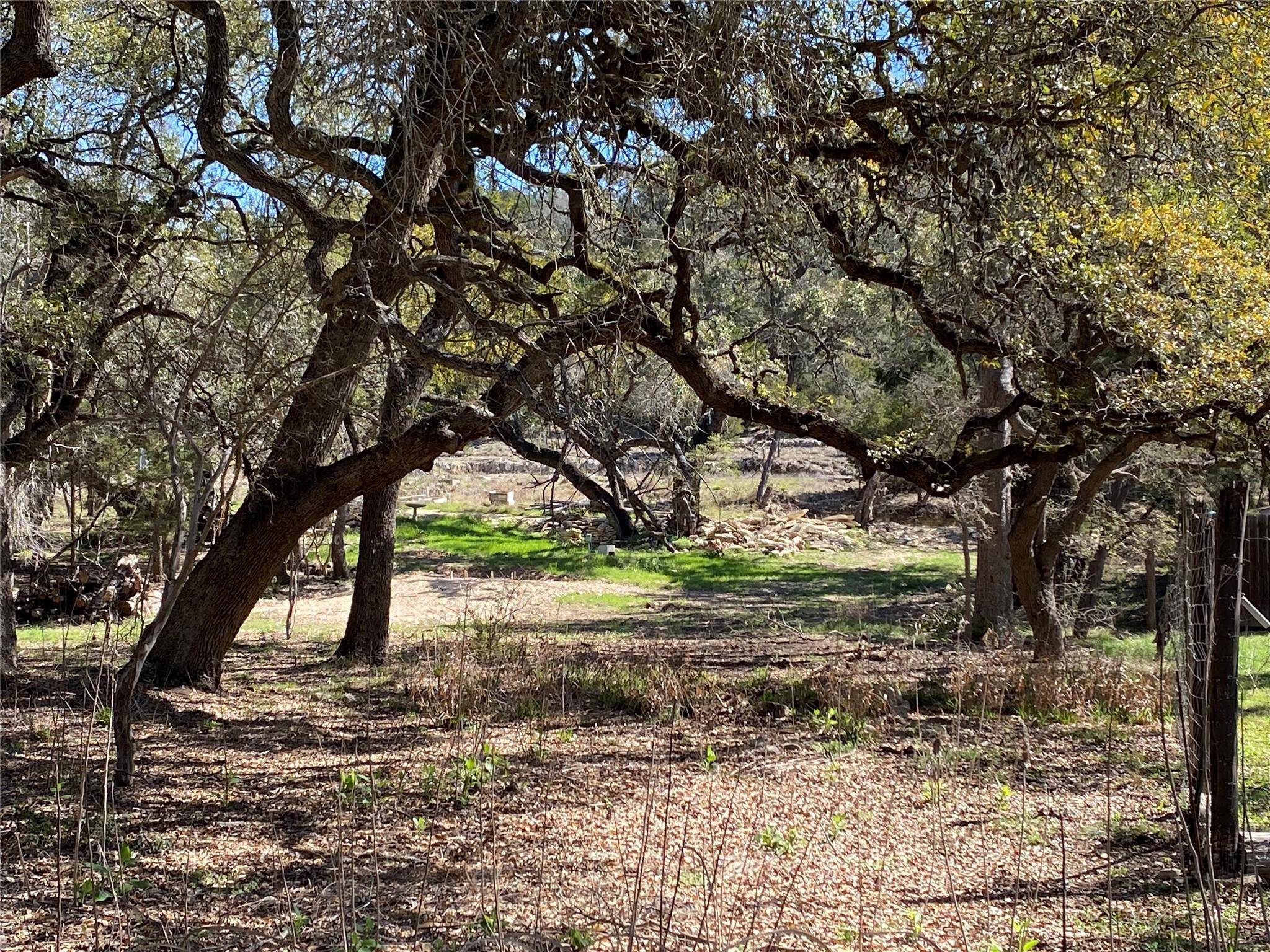 130 Lazy Leaf, Wimberley, TX 78676