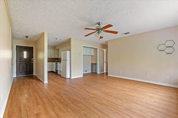 San Marcos, TX 78666,908 N Lbj DR #8