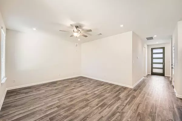 Bastrop, TX 78602,188 Weaver LN