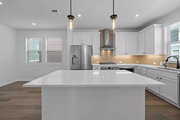 Austin, TX 78747,6307 Stockman DR #3