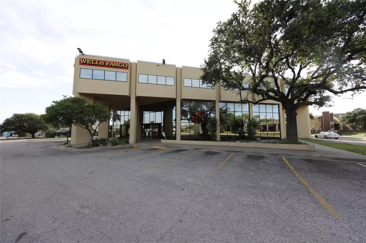 Austin, TX 78753,9800 N Lamar BLVD #324