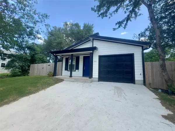 714 Sycamore ST, Lockhart, TX 78644