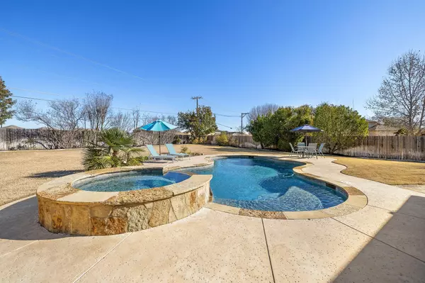 2218 Settlers Park LOOP, Round Rock, TX 78665