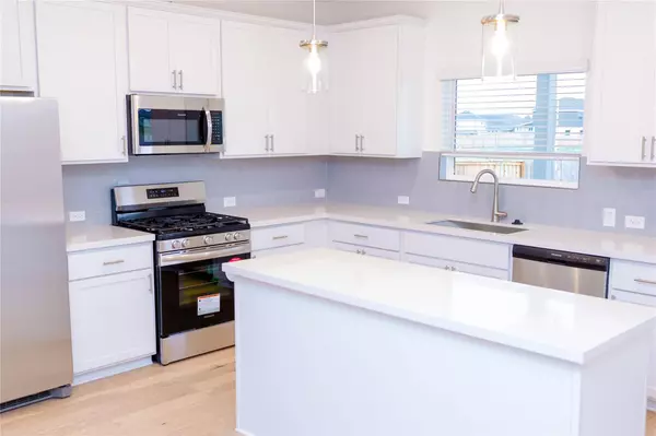 Kyle, TX 78640,198 Shackleton DR