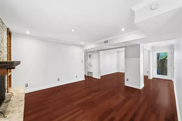 Austin, TX 78731,6210 Shadow Valley DR #B