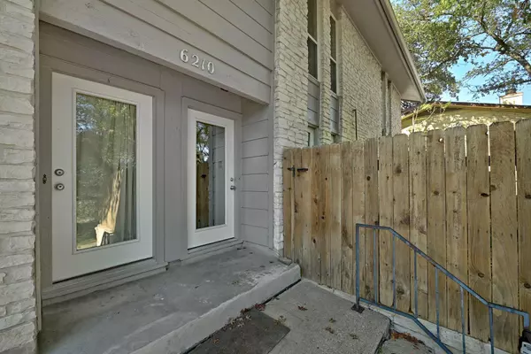 Austin, TX 78731,6210 Shadow Valley DR #B