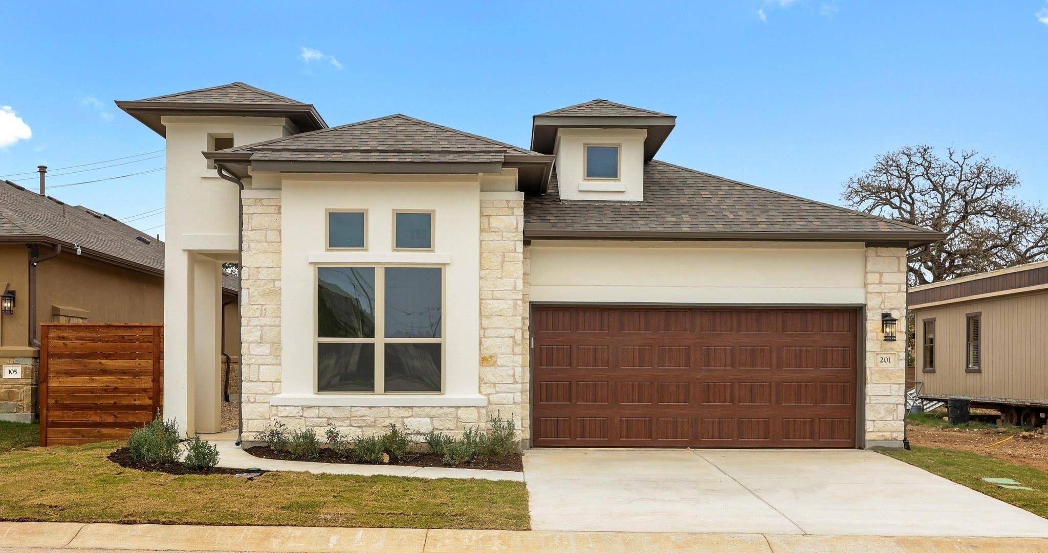 201 Skyflower DR, Georgetown, TX 78628