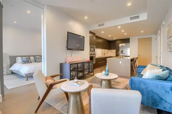 Austin, TX 78701,501 West Ave #1002