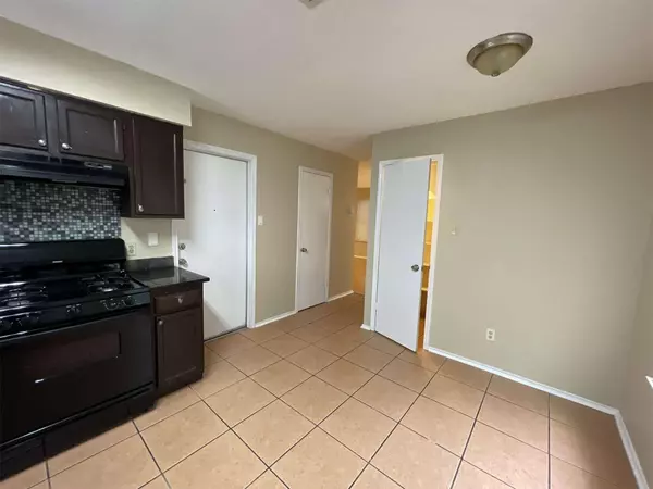 Austin, TX 78745,8701 Cretys CV