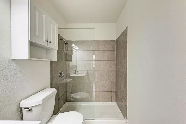 Austin, TX 78705,1010 W 23 ST #11