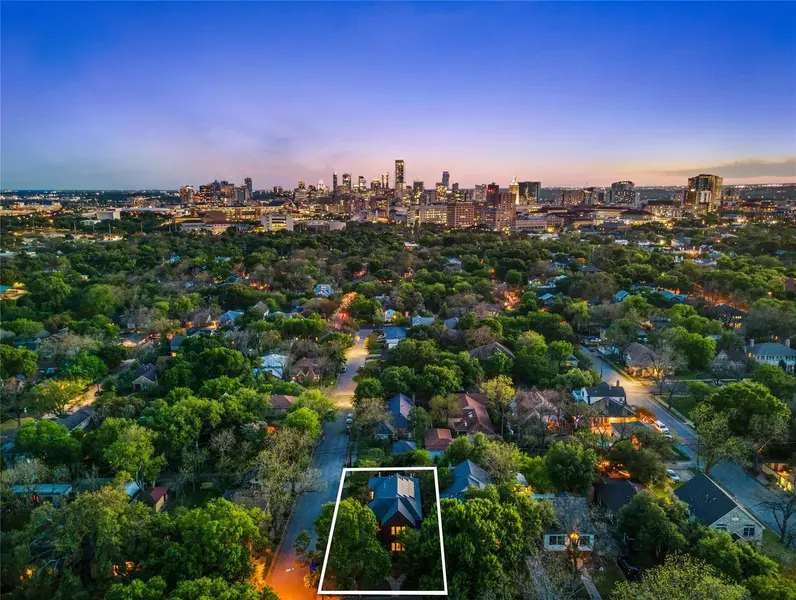 609 Texas Ave, Austin, TX 78705