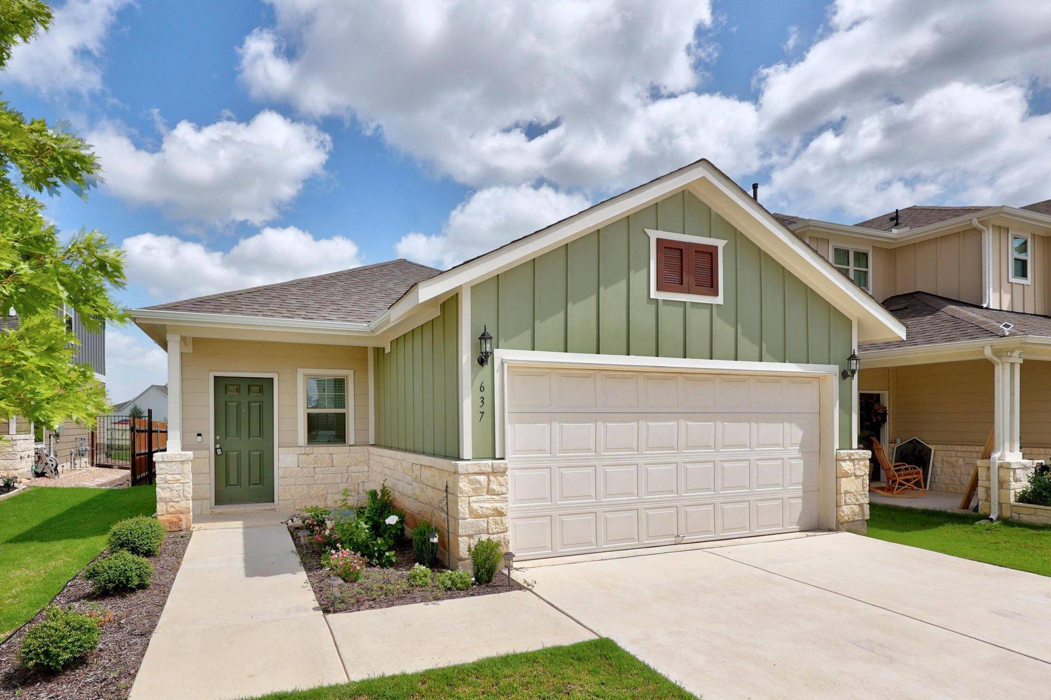 Liberty Hill, TX 78642,637 Pickrell LOOP