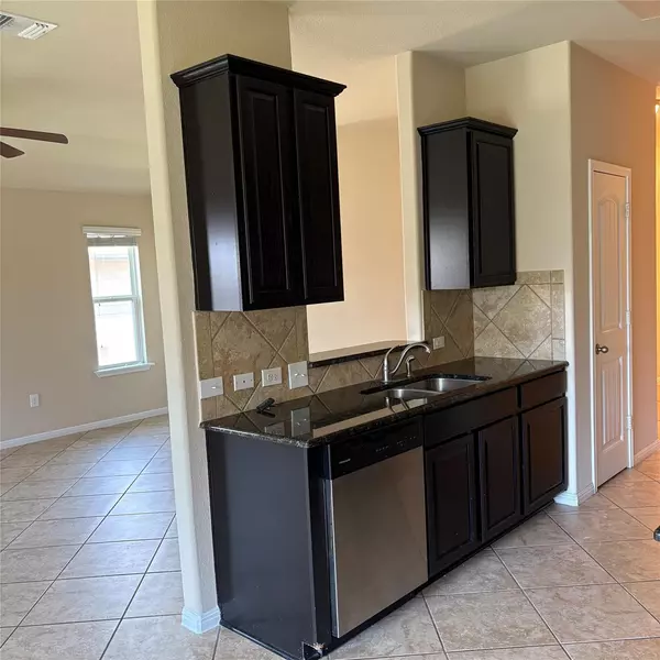 Georgetown, TX 78626,208 Moulins LN