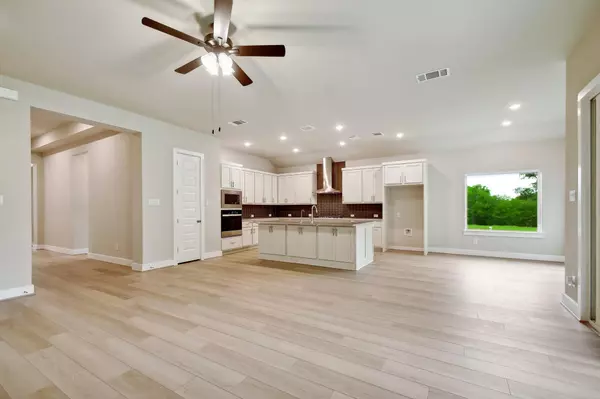 Cedar Creek, TX 78612,112 Black Kite CT