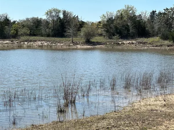 West Point, TX 78963,106 Wetjen LN