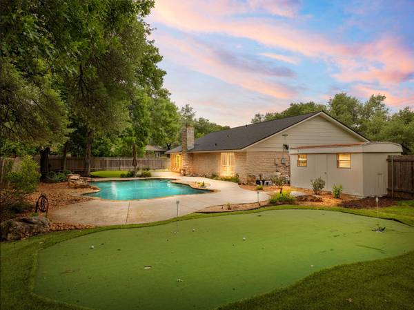 504 Ridgecrest RD, Georgetown, TX 78628