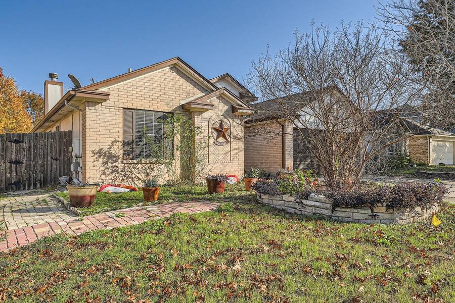 104 Dogwood DR, Georgetown, TX 78626