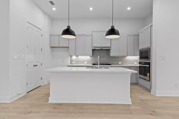 Georgetown, TX 78628,421 Hickory Springs TRL