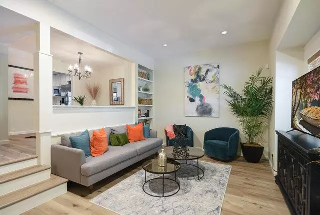 841 E Oltorf ST, Austin, TX 78704