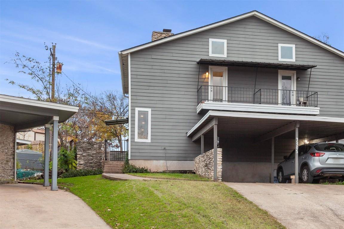 7305 A/B Grand Canyon DR, Austin, TX 78752