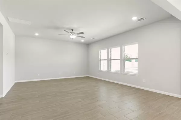 Manor, TX 78653,18305 Emu LN