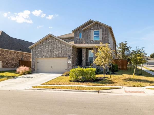 221 Green Knoll LN, Georgetown, TX 78628