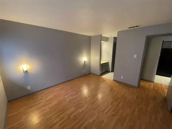 Austin, TX 78759,8888 Tallwood DR #1206